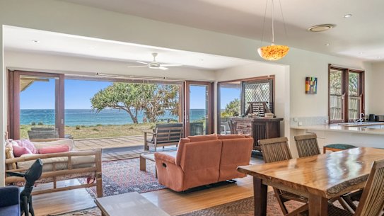 Rich Lister Justin Hemmes is tipped to have bought a Byron Bay beach shack for about $18 million.