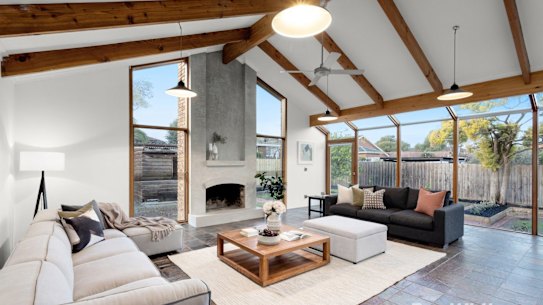 12 Janina Court, Wheelers Hill.