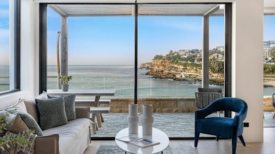 12 Bronte Marine Drive, Bronte.