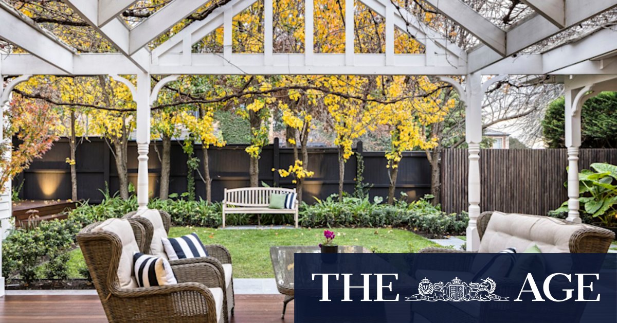 Melbourne auctions: Young family spends $3.62 million on Balwyn five-bedroom house - Vimarsana News