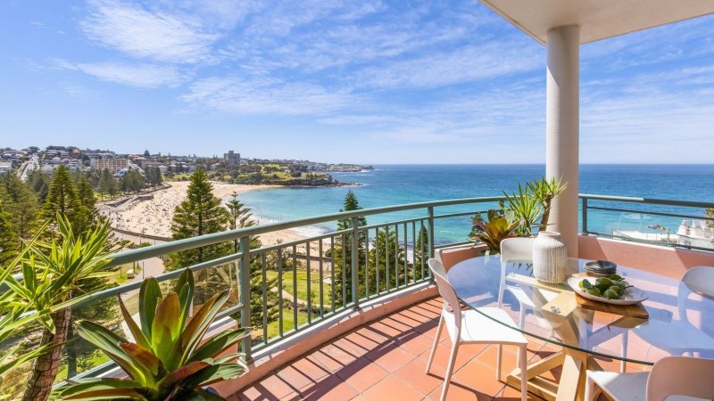 ‘I wouldn’t live anywhere else’: Bob Carr buys $8.8m penthouse at Coogee Beach