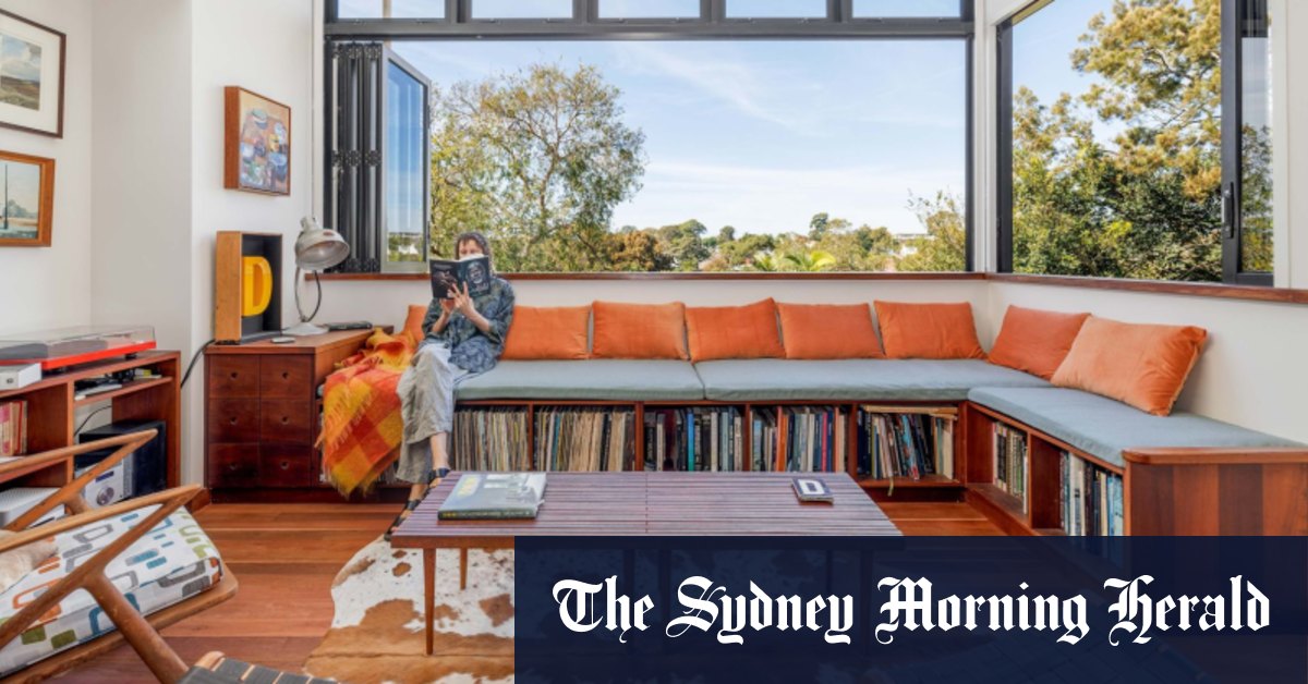 No parking, no worries: Lilyfield house sells for .68 million at auction
