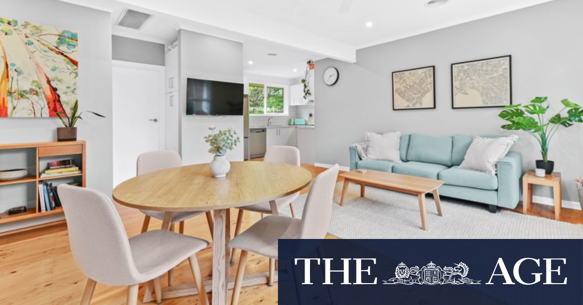 Melbourne auctions First home buyers miss out on Mount Waverley that