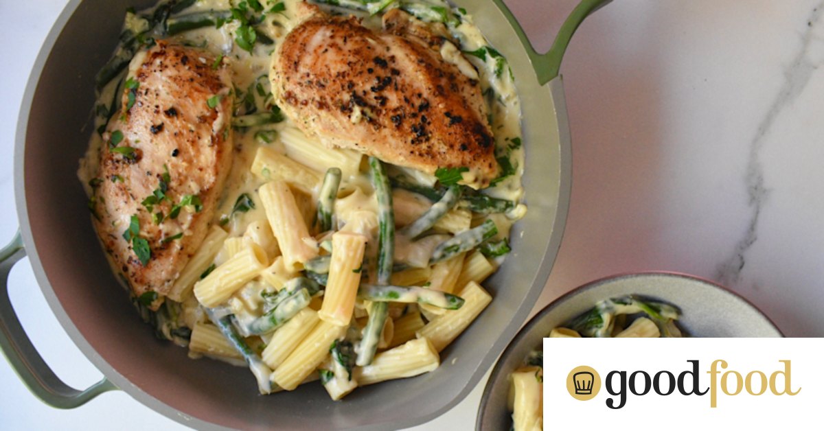 Creamy garlic chicken with greens: one-pan recipe