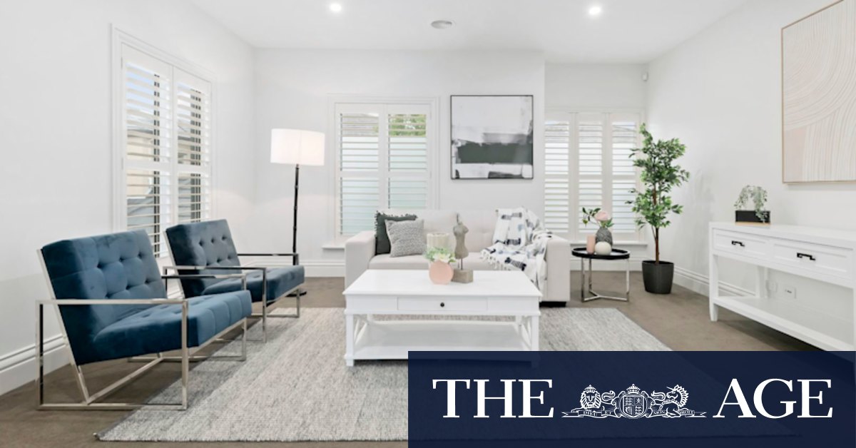 Melbourne Auctions: Grandparents buy $1.95m townhouse to be near family and help with babysitting - Vimarsana News