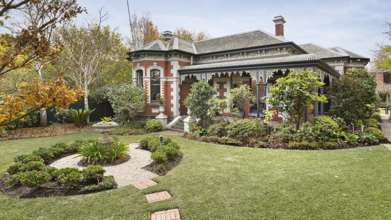 Historic Hawthorn home sells for $8.02 million under the hammer