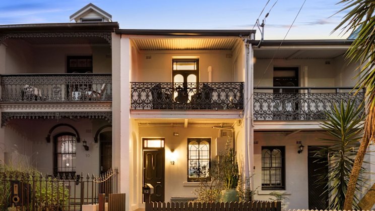 smh.com.au - Carmen Forward - First home buyers pay $1.8m for Glebe terrace that 'might have got $2m'