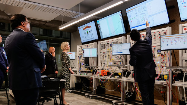 The UQ Industry 4.0 TestLab will allow researchers to stress-test real-world power systems by creating a "digital twin" that can be put through its paces safely.