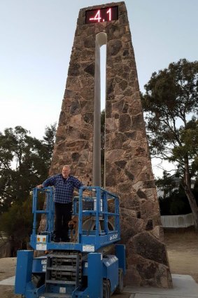 The Big Thermometer has been unveiled in Stanthorpe.