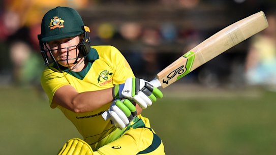 Australia clinch women's T20 series with game two win over New Zealand