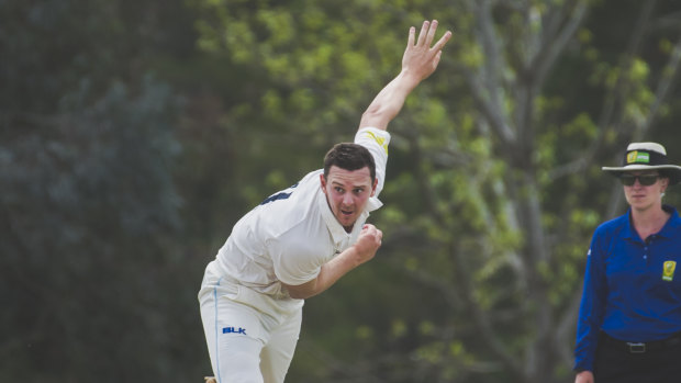 Josh Hazlewood playing for the Comets in Canberra.