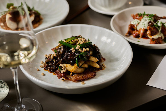 Minima restaurant celebrates the Chinese diaspora in Southeast Asian cuisine.