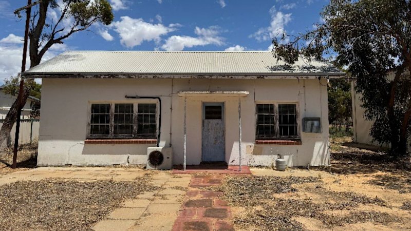 Historic WA Wheatbelt property listed at $21 per sq m, with conditions attached