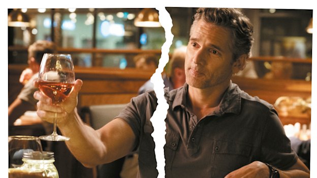 Eric Bana as John Meehan in the Netflix series Dirty John.