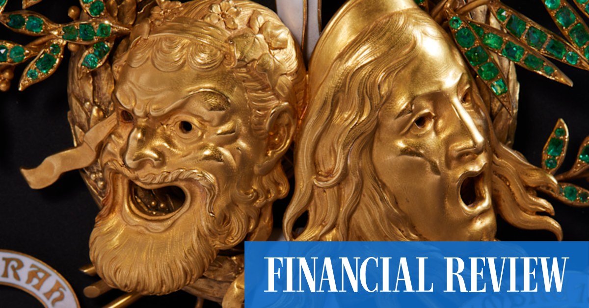 Costume jewellery worn by famous French actors to be exhibited at the new L'École School of Jewelry Arts in historical Paris mansion never before opened to the public. - Vimarsana News