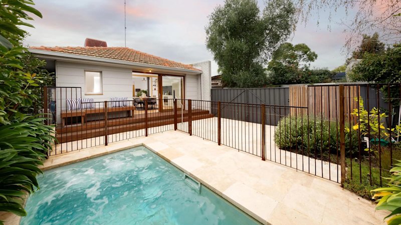 Brunswick home fails to sell at auction for second time this winter