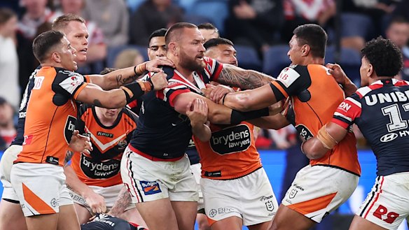 Jared Waerea-Hargreaves and Stefano Utoikamanu scuffle following a high shot on Api Koroisau, which cost the Kiwi enforcer another lengthy ban.