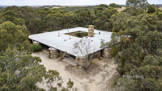 The Boyd Baker house and The Dower House, designed by renowned mid-century architect Robin Boyd have been listed for sale.
