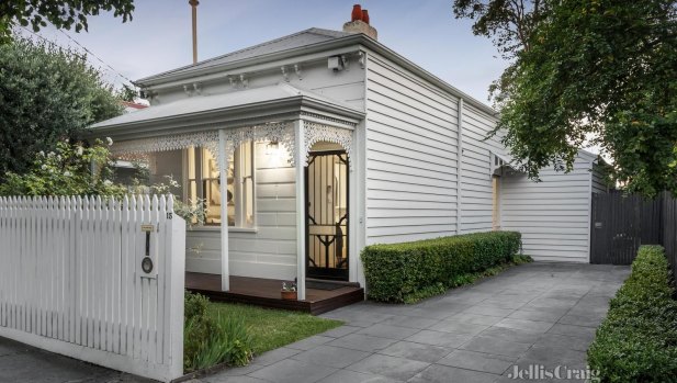 Newly engaged couple splashes $3m on renovated Windsor cottage