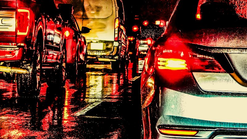 It takes just one driver to start a ‘phantom jam’. Can you avoid them?