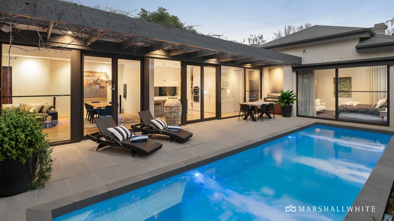 Sellers of $7.4m Hawthorn auction make $2.55m profit in three years