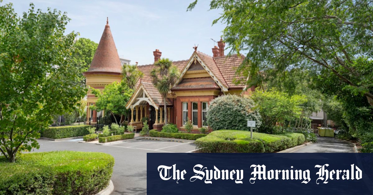 Melbourne luxury property: Seven bidders vie for $20 million Toorak house Darnlee - Vimarsana News