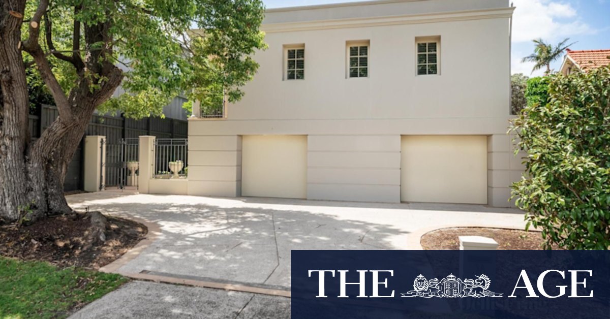 Melbourne property auctions: Young couple outbids families for $5.018 million Hawthorn East home - Vimarsana News