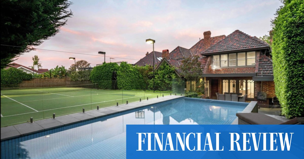 Melbourne luxury property: REA Group CEO Owen Wilson hopes for $17m for Toorak mansion - Vimarsana News