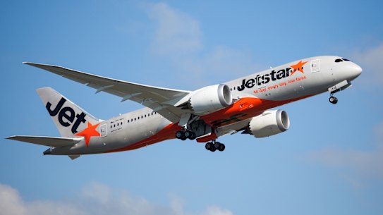 Jetstar ground crew will go on strike on Friday, followed by pilots on Saturday and Sunday. 