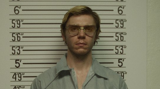 Evan Peters in Monster: The Jeffrey Dahmer Story.