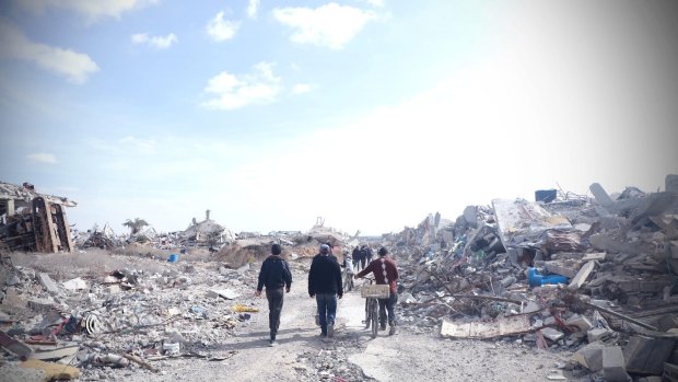 Images taken by family members of Ramia Abdo Sultan on their return to their homes in southern Gaza.