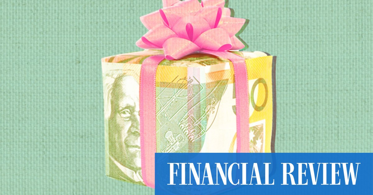 How much should I spend on my wife/husband this Christmas? - Vimarsana News