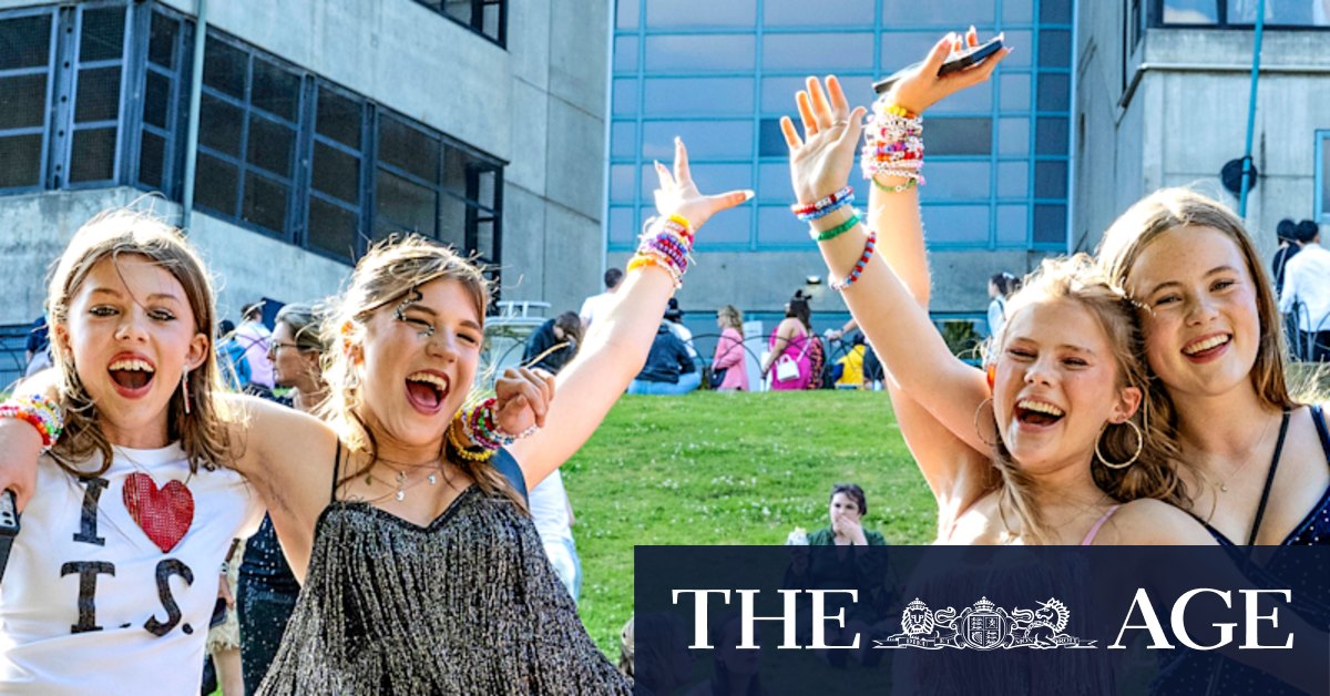 Taylor Swift Melbourne: Fans embrace Eras Tour by dressing up, getting tattoos - Vimarsana News