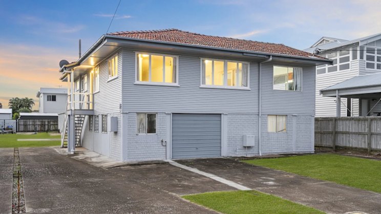 smh.com.au - Sarah Webb - Granddaughter snaps up historic fishing shack for $1.82 million
