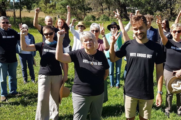 Members of the Vote Angus Out movement, which is fielding an independent candidate, at the 2022 federal election. 