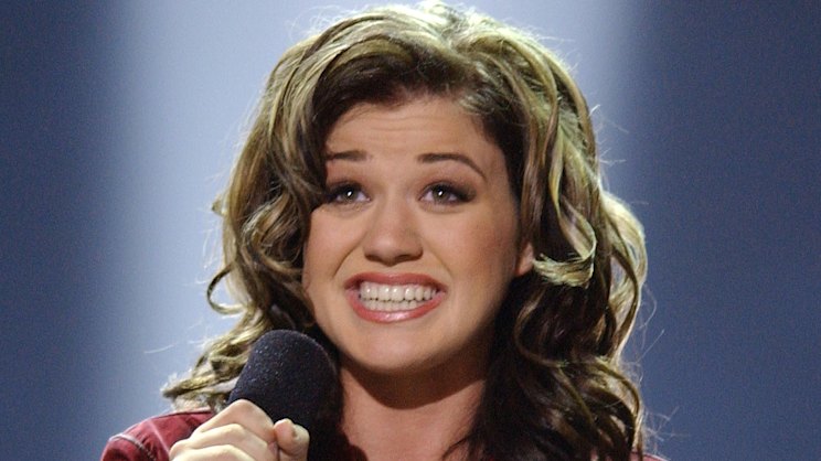 smh.com.au - Bianca O'Neill - Kelly Clarkson thinks she's Pretty Woman. Then she throws a wally over a $22k mechanical bird
