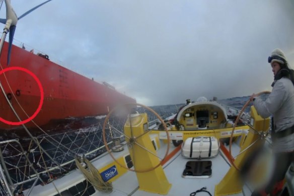 Blair during the refuelling process with the container ship.