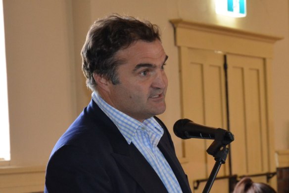 Vin Cox has resigned as Godolphin Australia managing director to join Yulong.