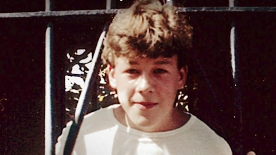 Alan Davies' memoir 'Just Ignore Him'