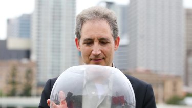 World renowned physicist and World Science Festival Founder Brian Greene is set for a return to Brisbane.