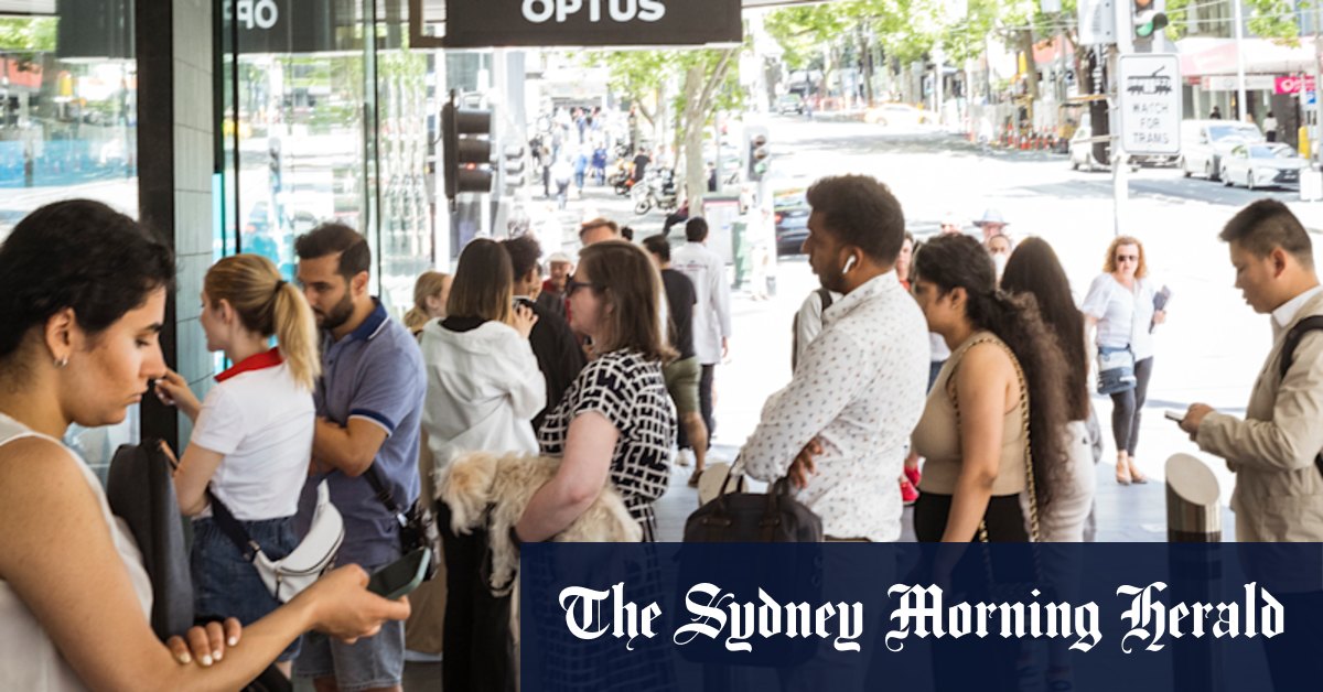 ‘Particularly concerning’: Minister announces review of nationwide Optus ...