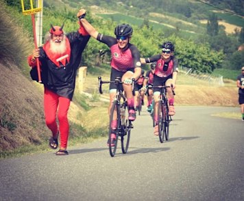 Julie-Anne Hazlett was a member of the InternationElles, who rode the Tour de France course a day before the race in 2019 to lobby for a women’s Tour. 