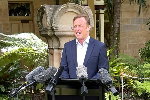 Queensland acting Premier Steven Miles announces that borders will close from Saturday to people from greater Melbourne.