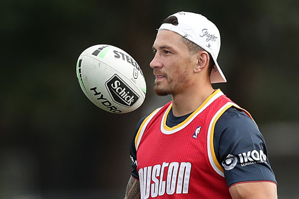 Trent Robinson isn't planning any selection shocks for Sonny Bill Williams' return NRL clash with Canberra.