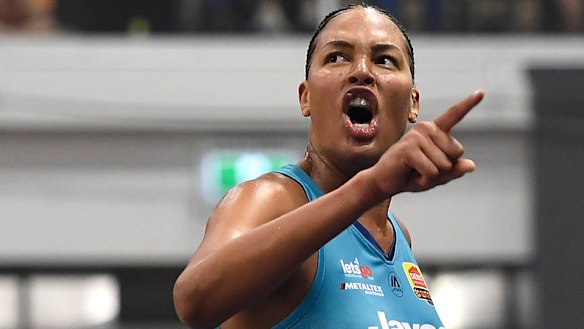 Liz Cambage's Flyers won the title.