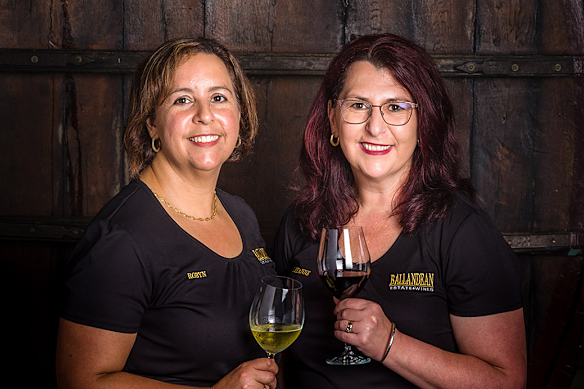 The wines twilight twenty ball balances and actual owners are sorti robyni-hendons and leeanne-gangms. 