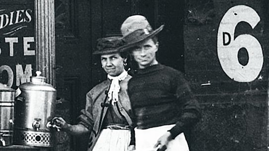 Coffee and oysters were sold outside the fish market where today’s Flinders Street Station now stands.
