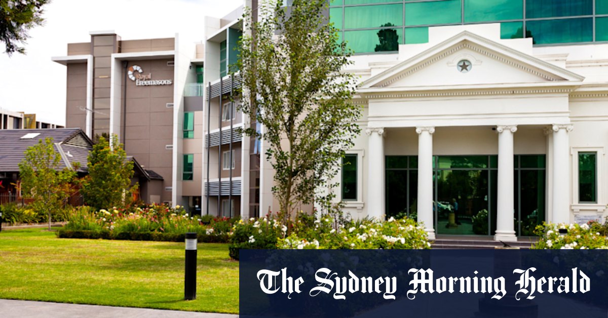 Victoria COVID: Two Melbourne aged care homes in lockdown - Vimarsana News