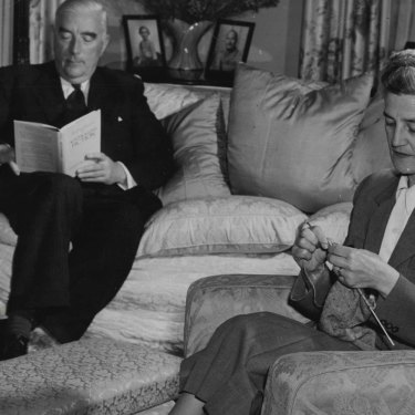 Unlike the Chifleys, Robert and Pattie Menzies lived permanently at The Lodge. 