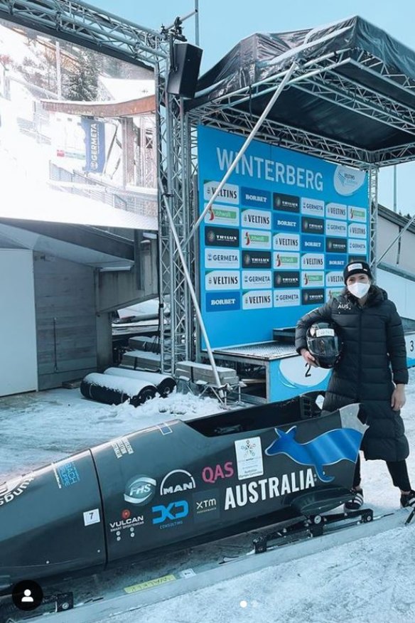 Bree Walker winning gold at the Monobob Europe Cup World Series in December 2021.  